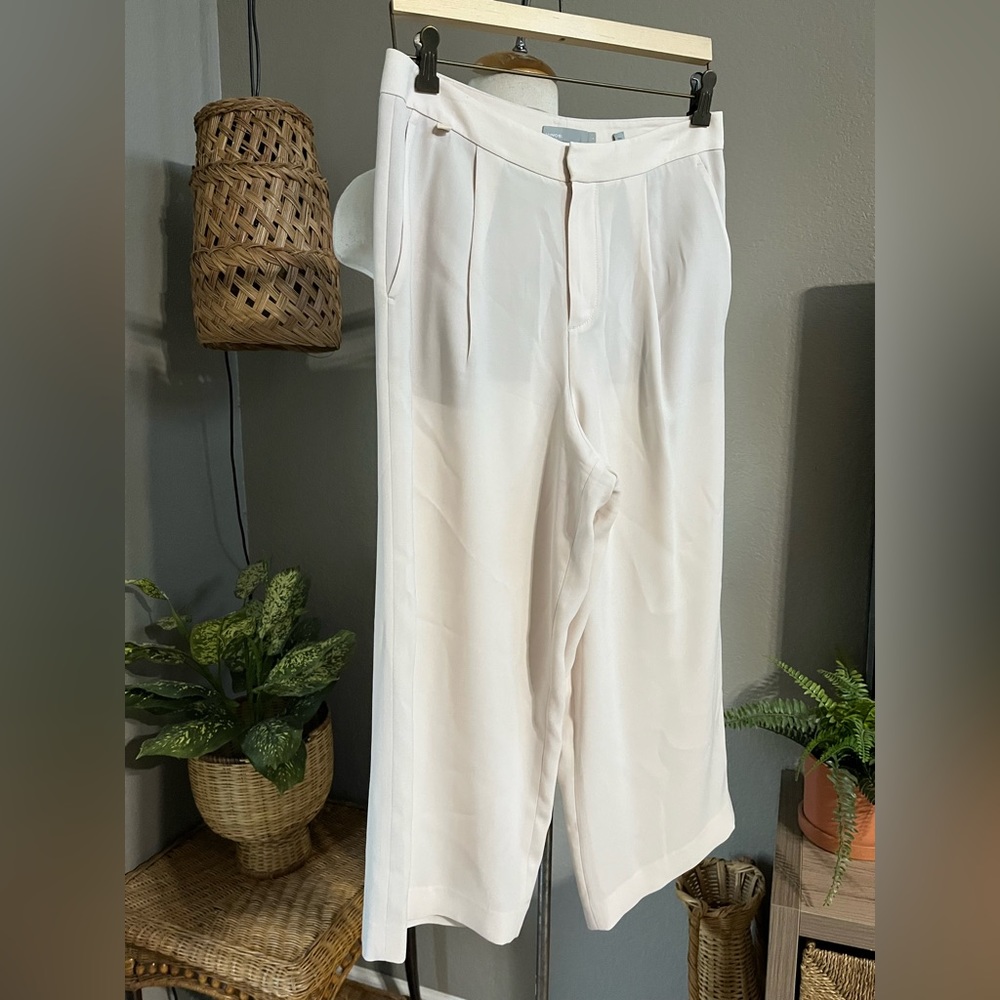 Vince High Waist Culotte Pant in Sandstone 8 - Picture 5 of 9